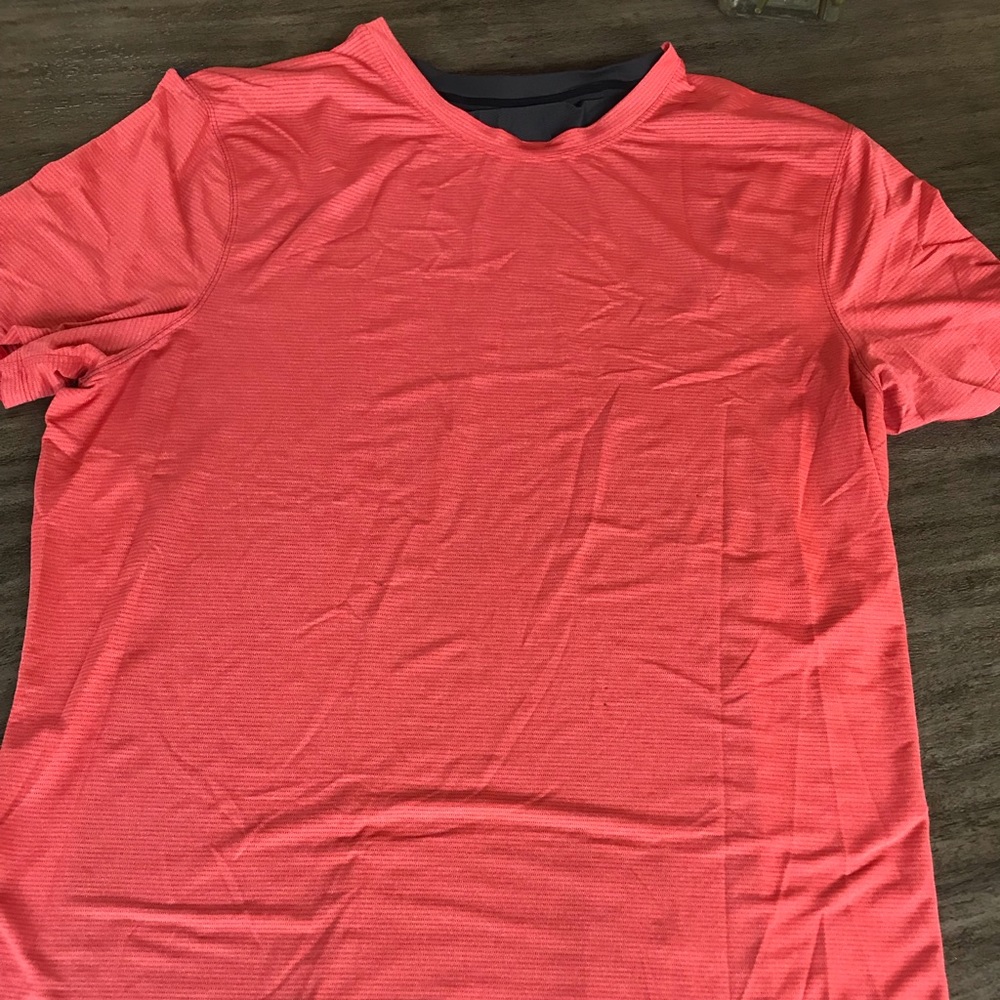 Men’s Lululemon Shirt